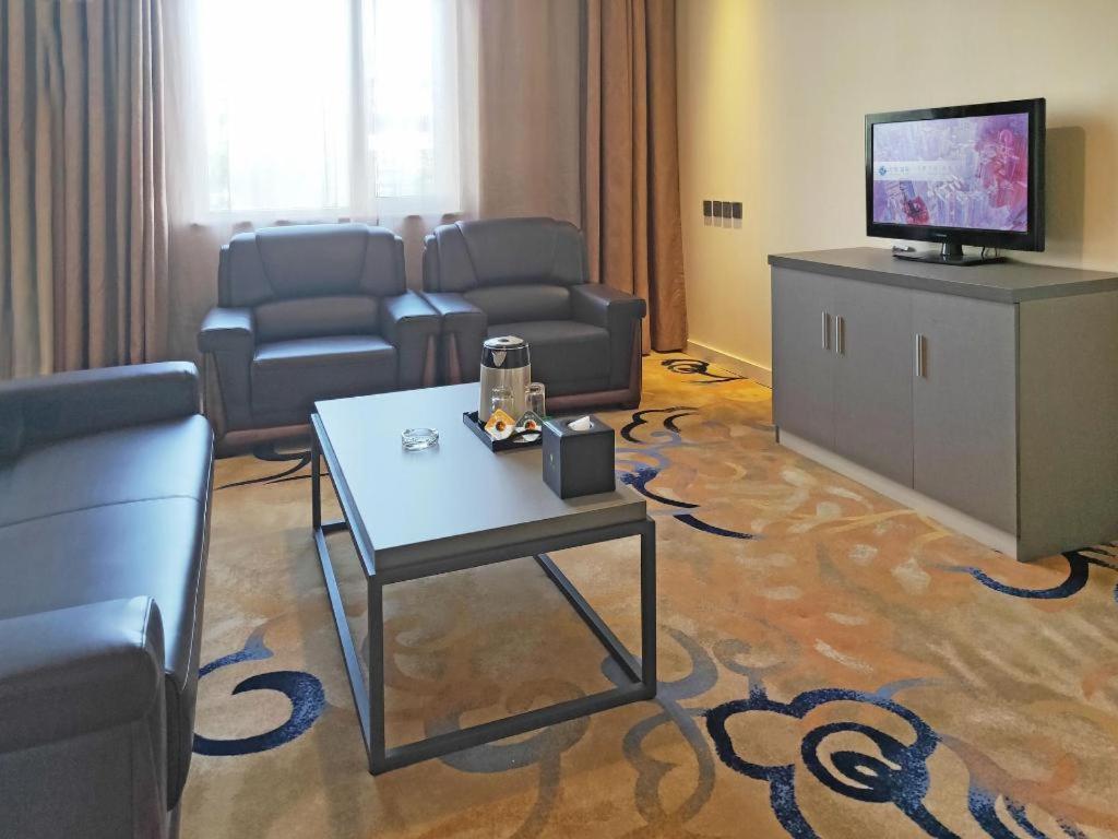 Chonpines Hotels- Shijiazhuang Fangbei Ershilipu  Exteriér fotografie